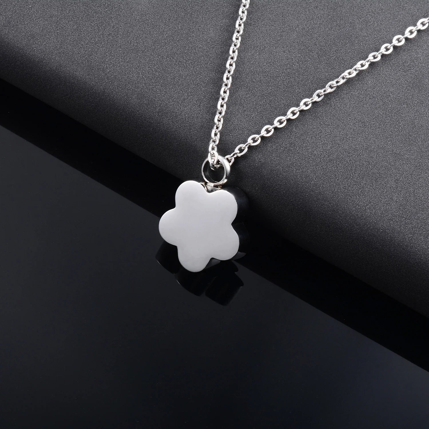 Yadreva Flower Urns Pendant Cremation Funeral Stainless Steel Necklace Memorial Jewelry for Ashes